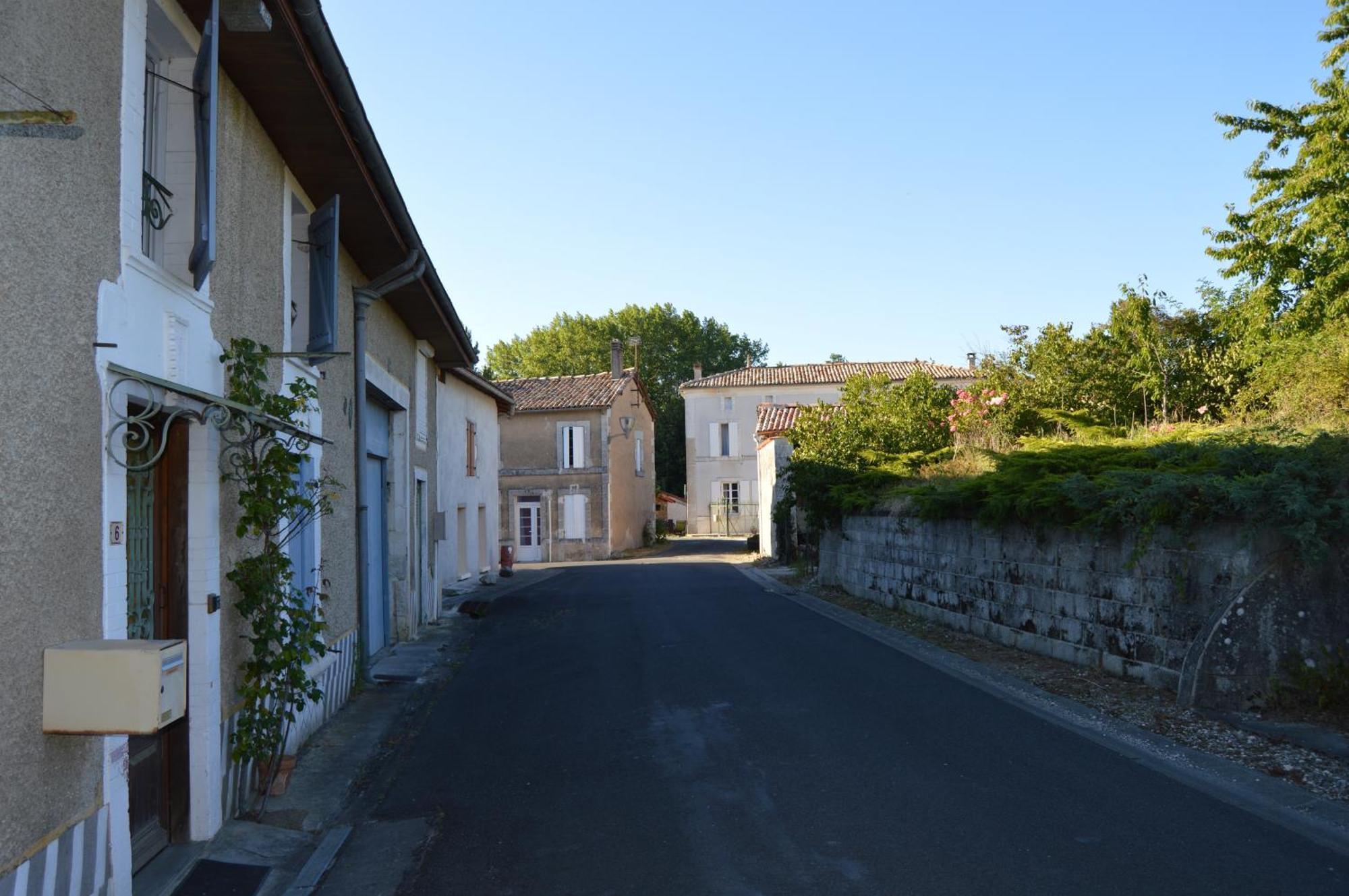 La Vieille Distillerie Le Tâtre Esterno foto